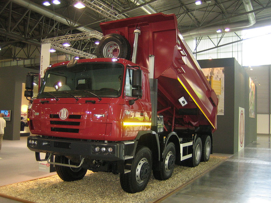 Tatra T815
